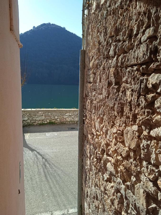 Le Finestre Sul Lago Piediluco Eksteriør bilde