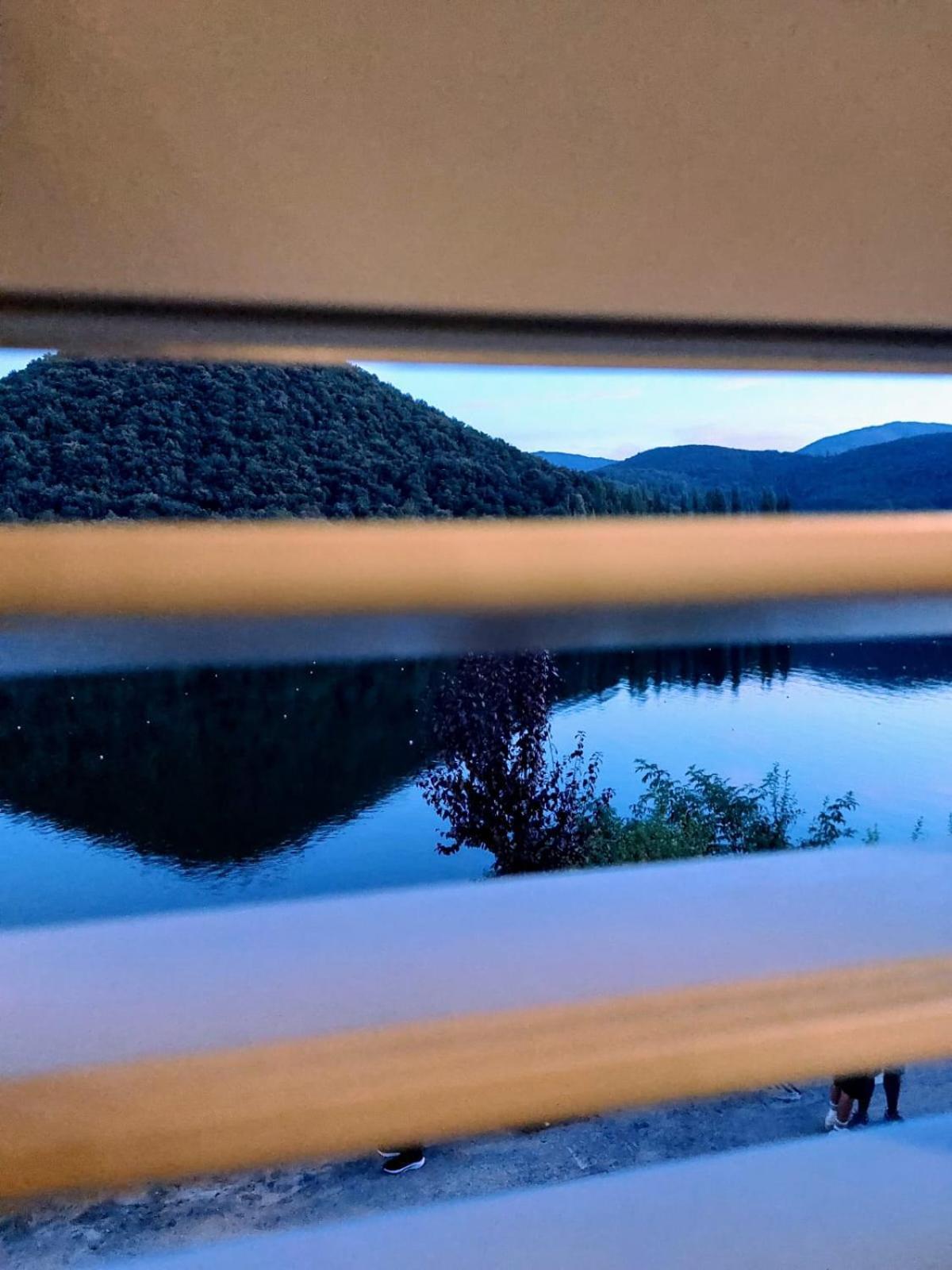 Le Finestre Sul Lago Piediluco Eksteriør bilde